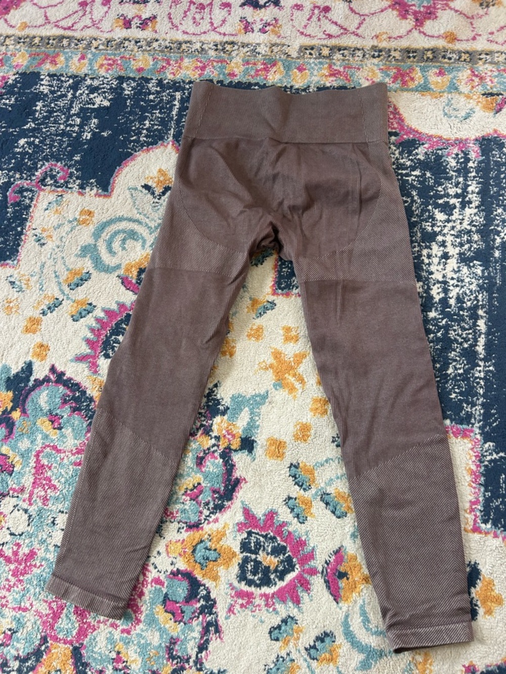 Women’s Stretch Ribbed Leggings - Brown - Picture 2 of 3